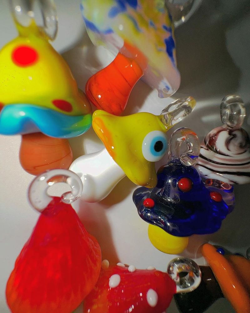 Trippy mushroom keychain.04 (8type)
