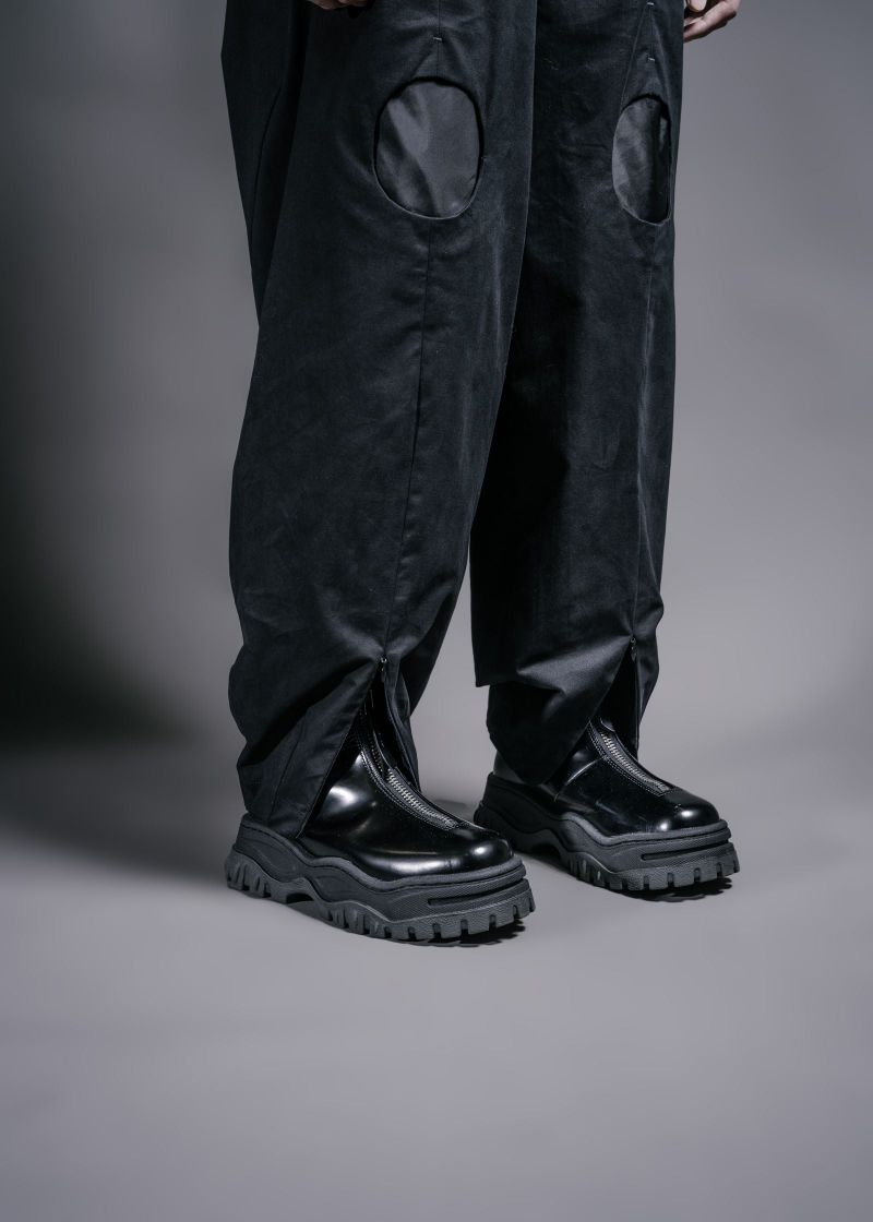 Four-eye carbon peached Pants
