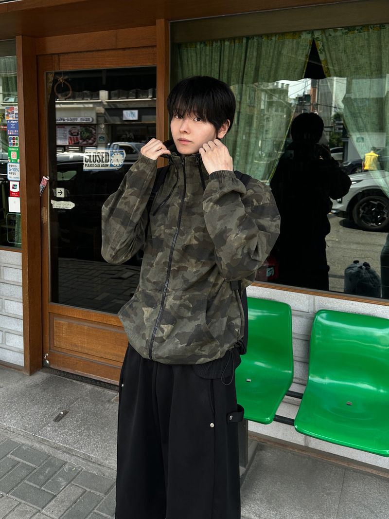 WHAT A LOOK（ワット ア ルック）の「Veron Camo Hood Windbreaker（Jackets/Outerwear）」