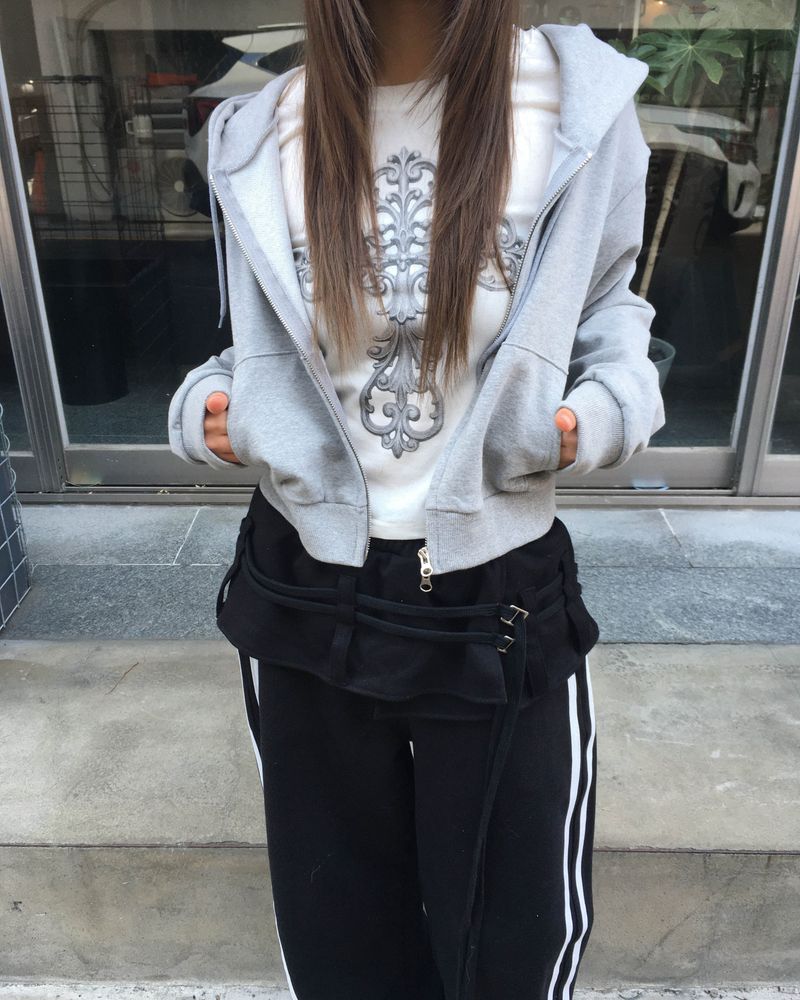 Powder crop hood jumper