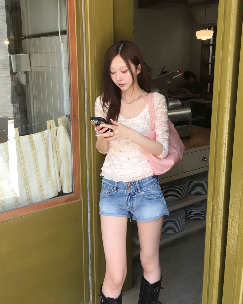 Two button vintage washing shorts