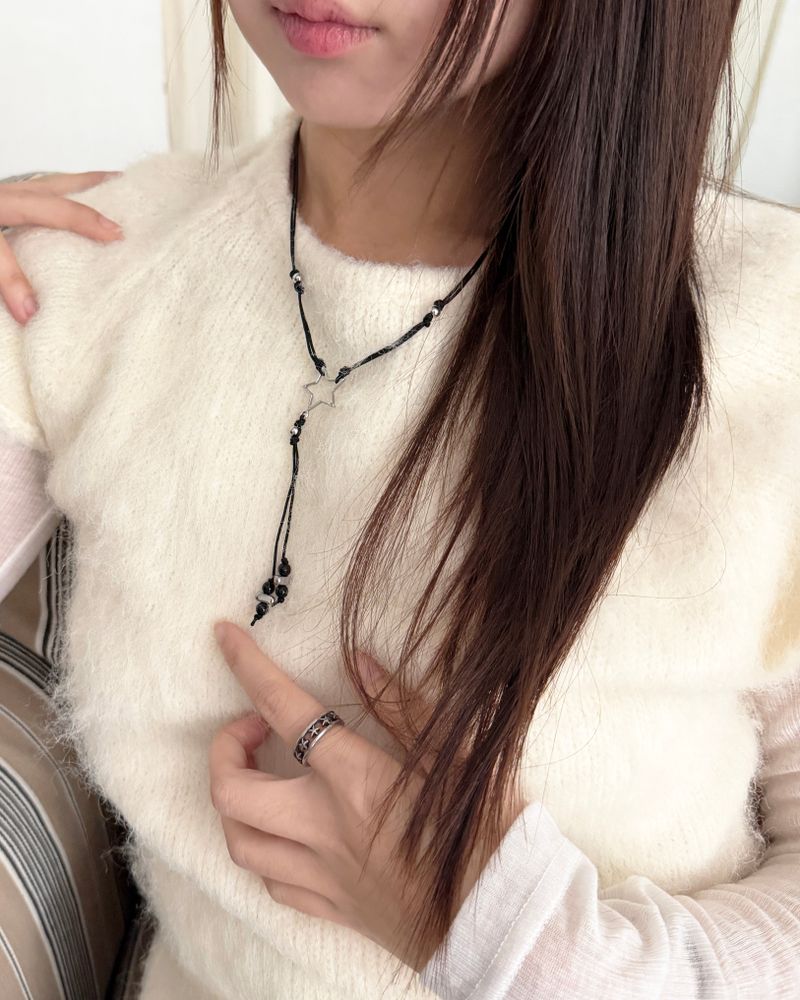 Star Outline Cord Necklace