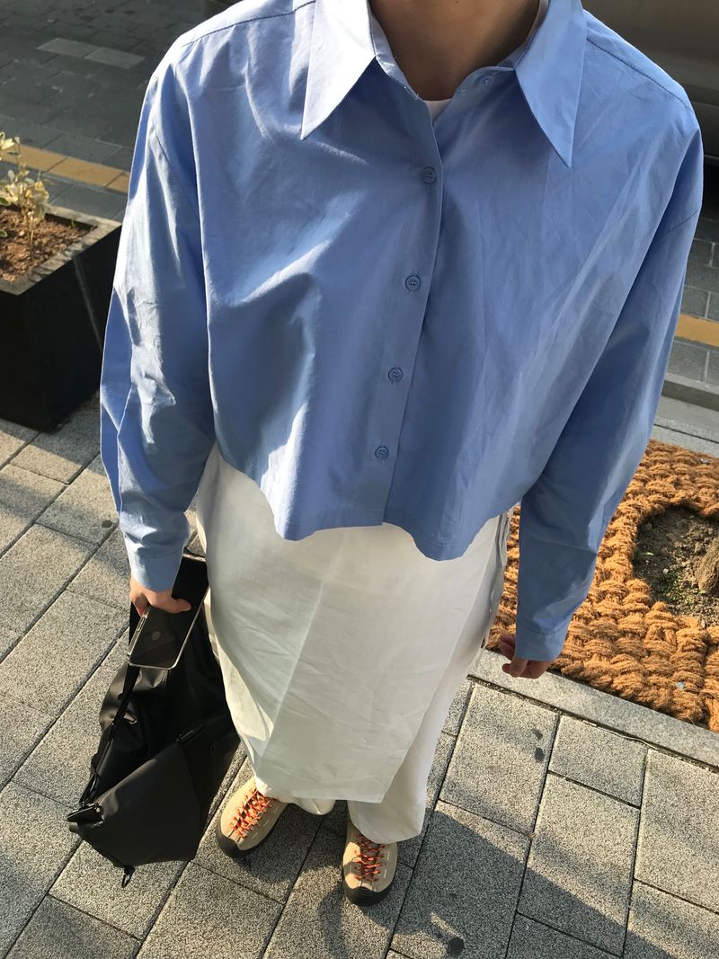 ルーズクロップシャツ
