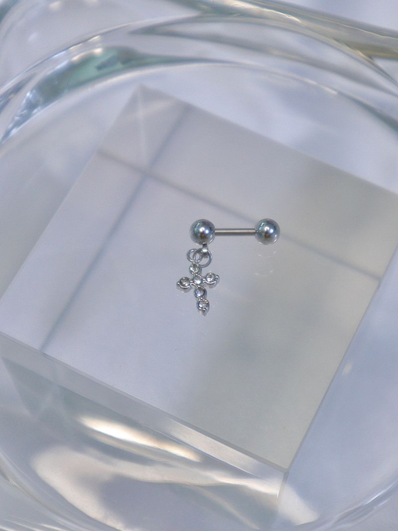 petal cubic cross pierce