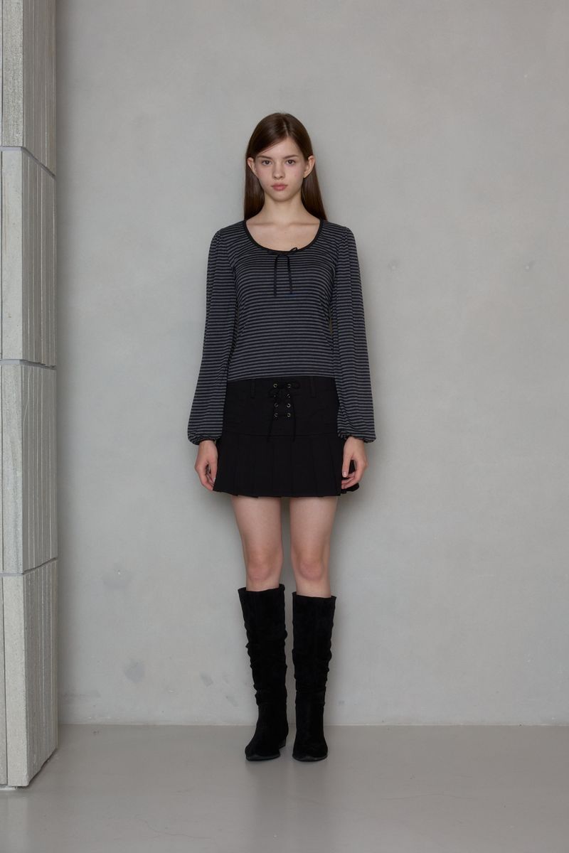 PINK PINEAPPLE（ピンクパイナップル）の「GAZE EYELET PLEATS SKIRT（Skirts）」