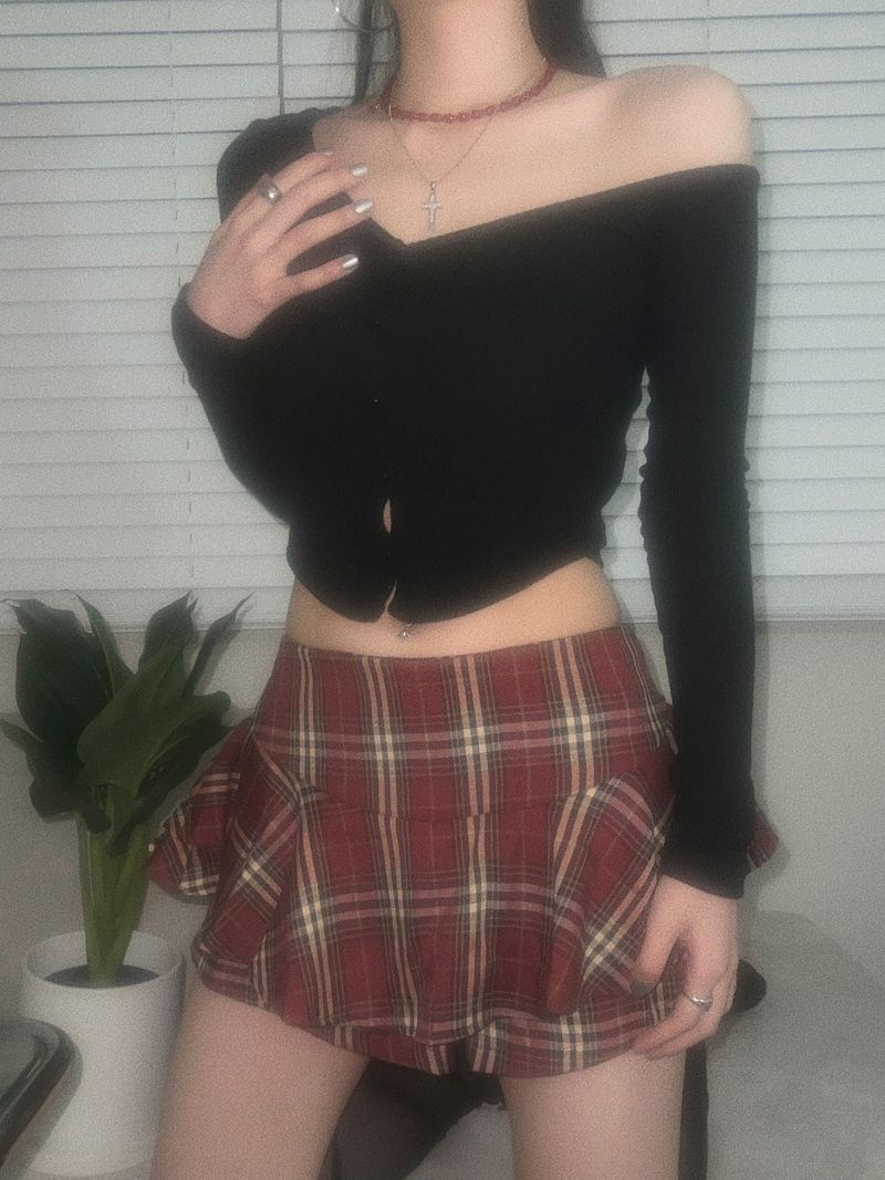 Frill checker skirt pants