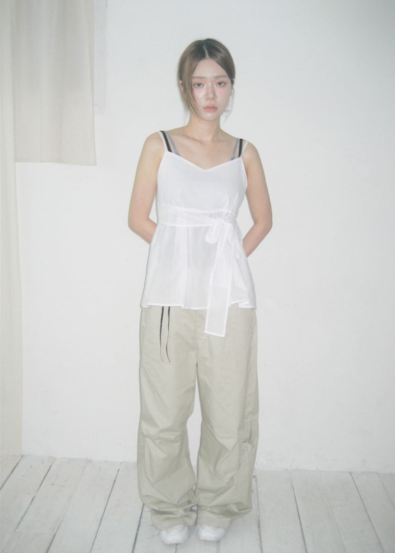WOOHWA（ウファ）の「RIBBON STRAP BUSTIER TOP（Tops）」
