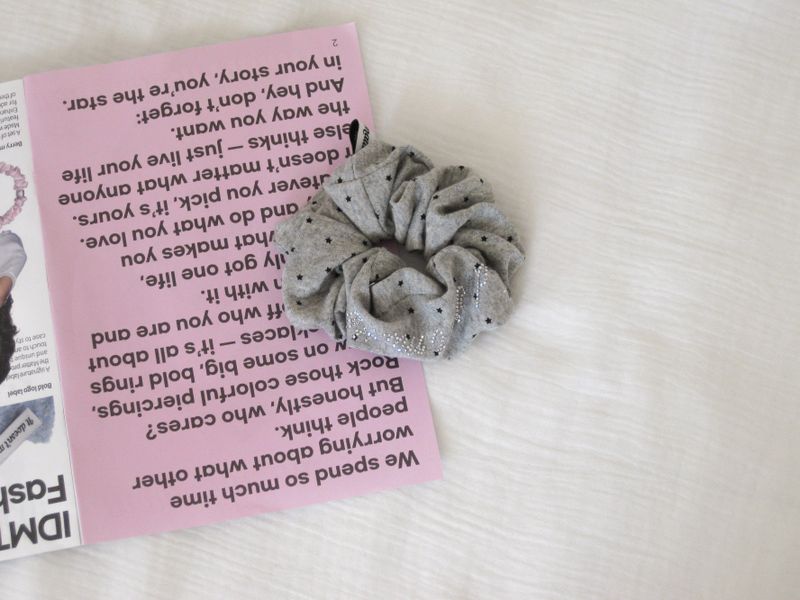 Little star scrunchie (Gray)