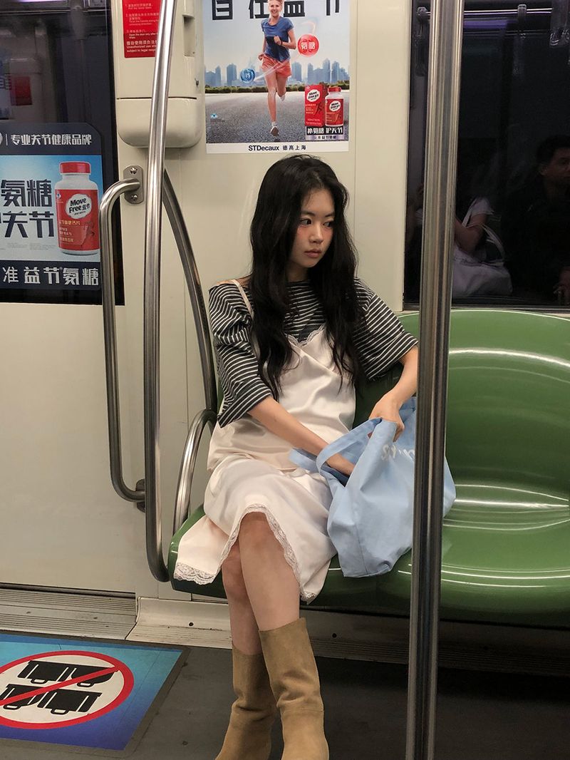 Satin midi skirt_ivory