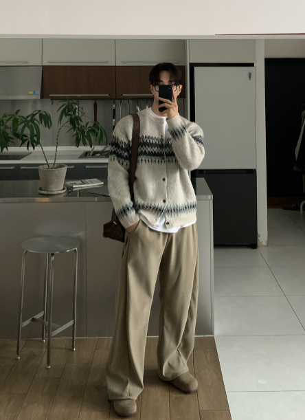 Belerice Blizz Nordic Cropped Semi-Overfit Cardigan