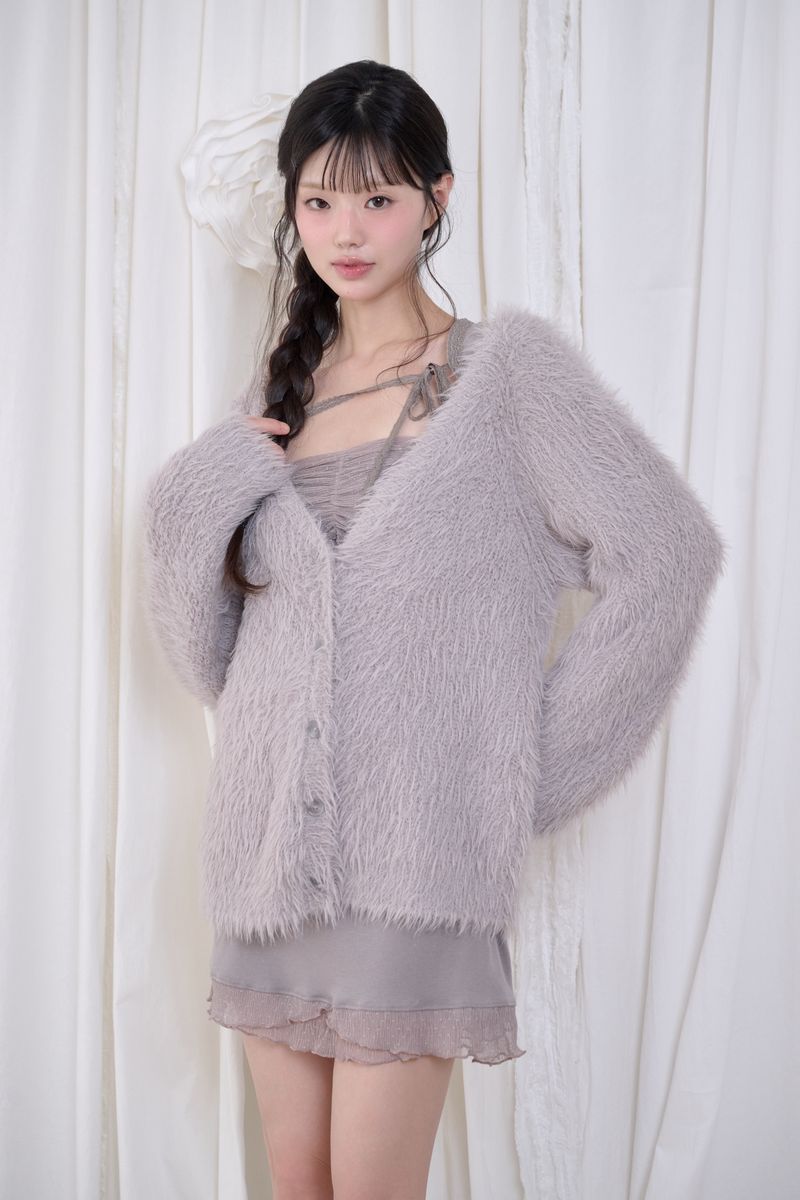 ZANNE（ザンヌ）の「アイリーンヘアリーVネックカーディガン (3 Colors)（ジャケット/アウター）」