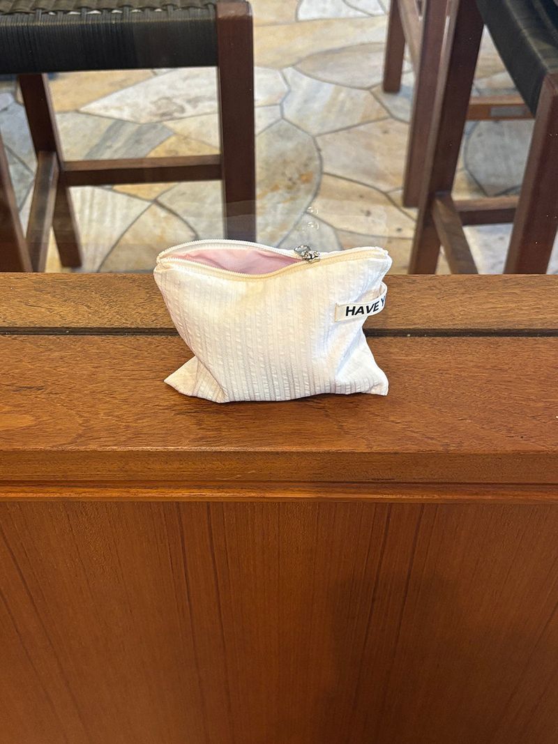 Blush stripe flat pouch - white , M size