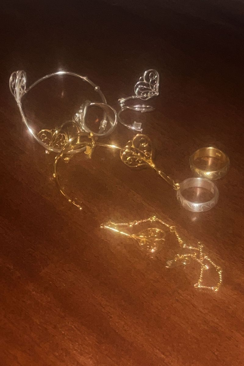 HOLIDAY HEARTS 006R (GOLD)