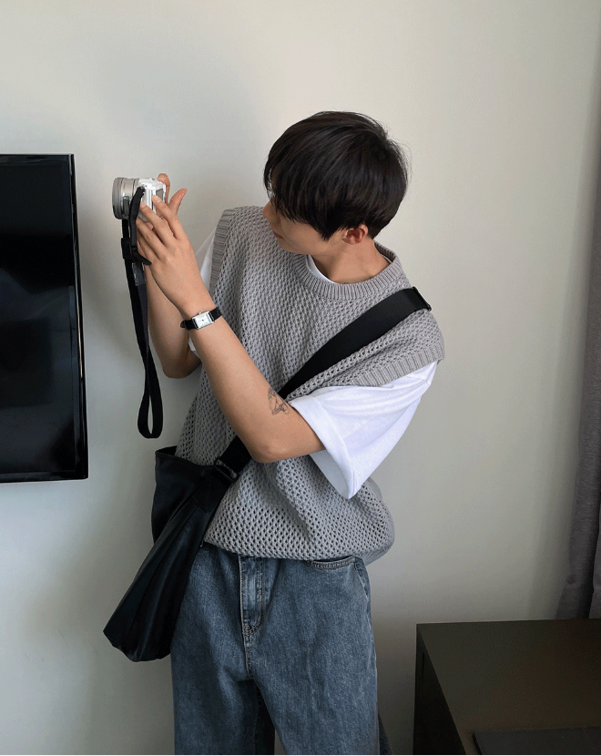 COSYHARU（コシハル）の「Round Neck Punching Vest（Tops）」