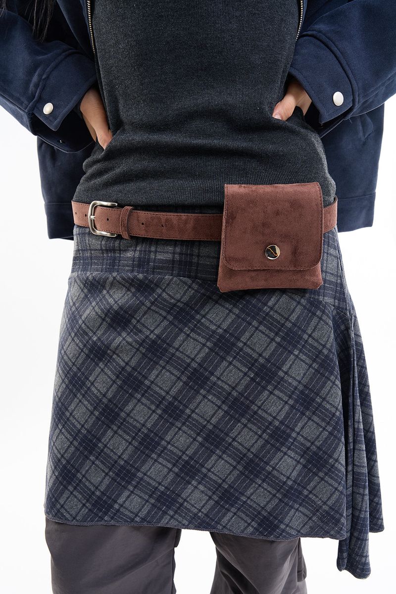 Suede pouch belt