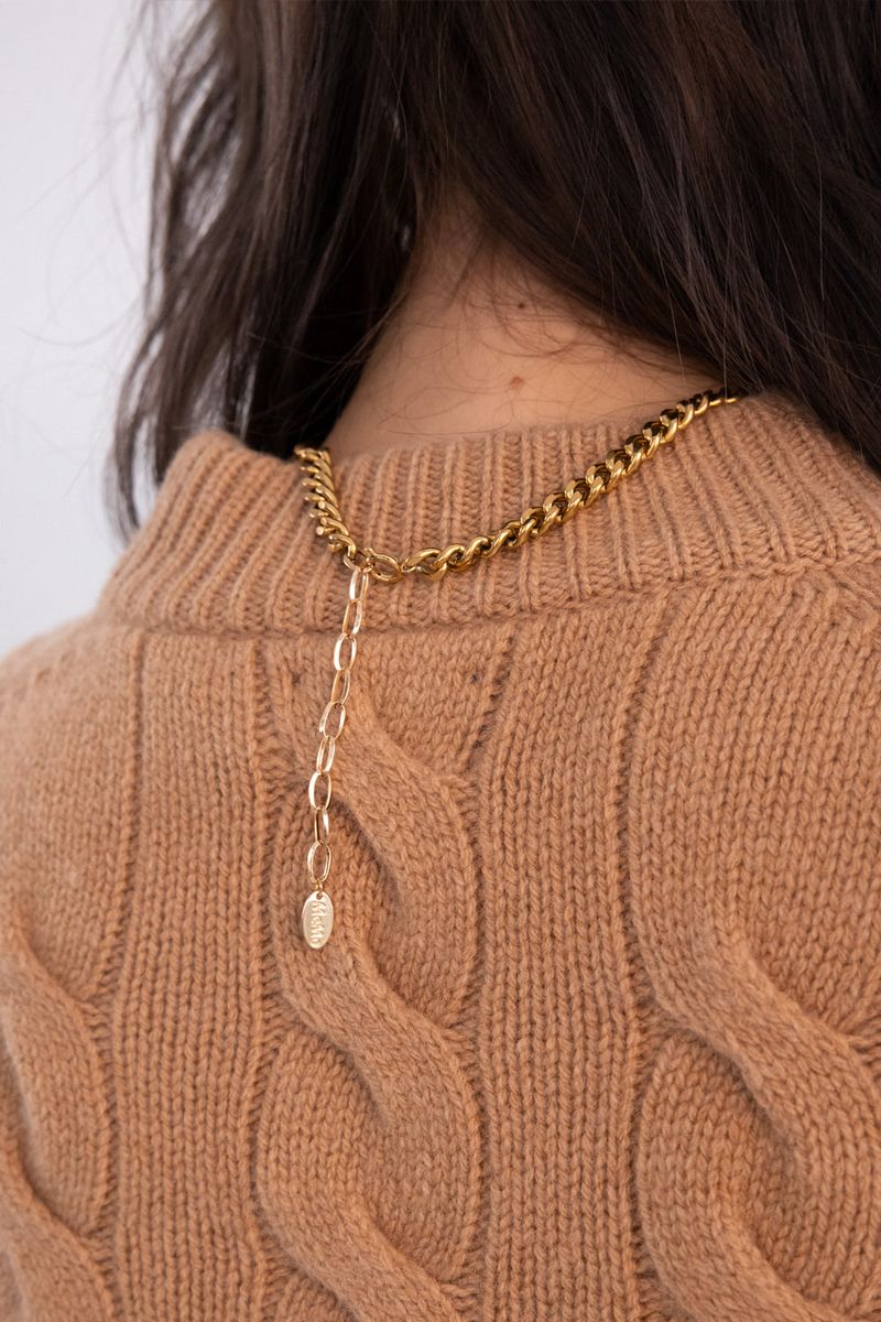 Surgical bold chain necklace