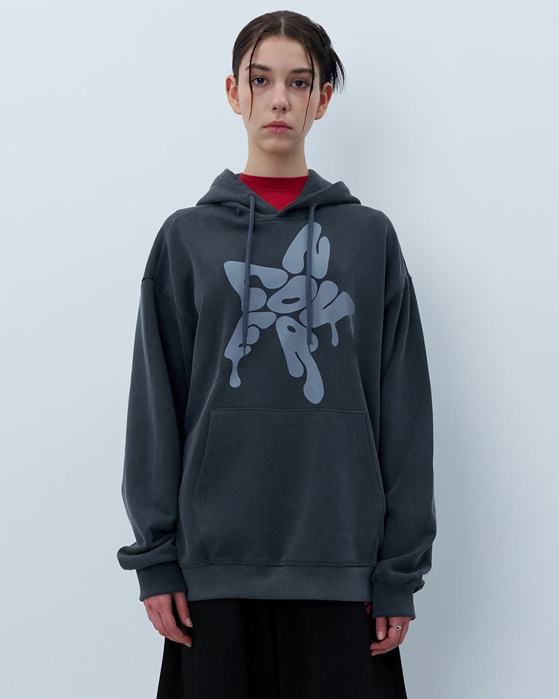 MELTING STAR LOGO PIGMENT HOODIE-CHARCOAL