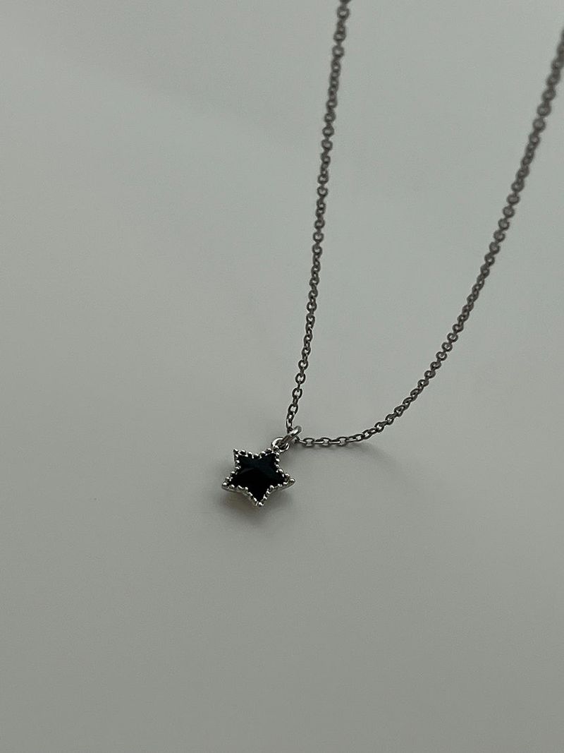 Little star necklace