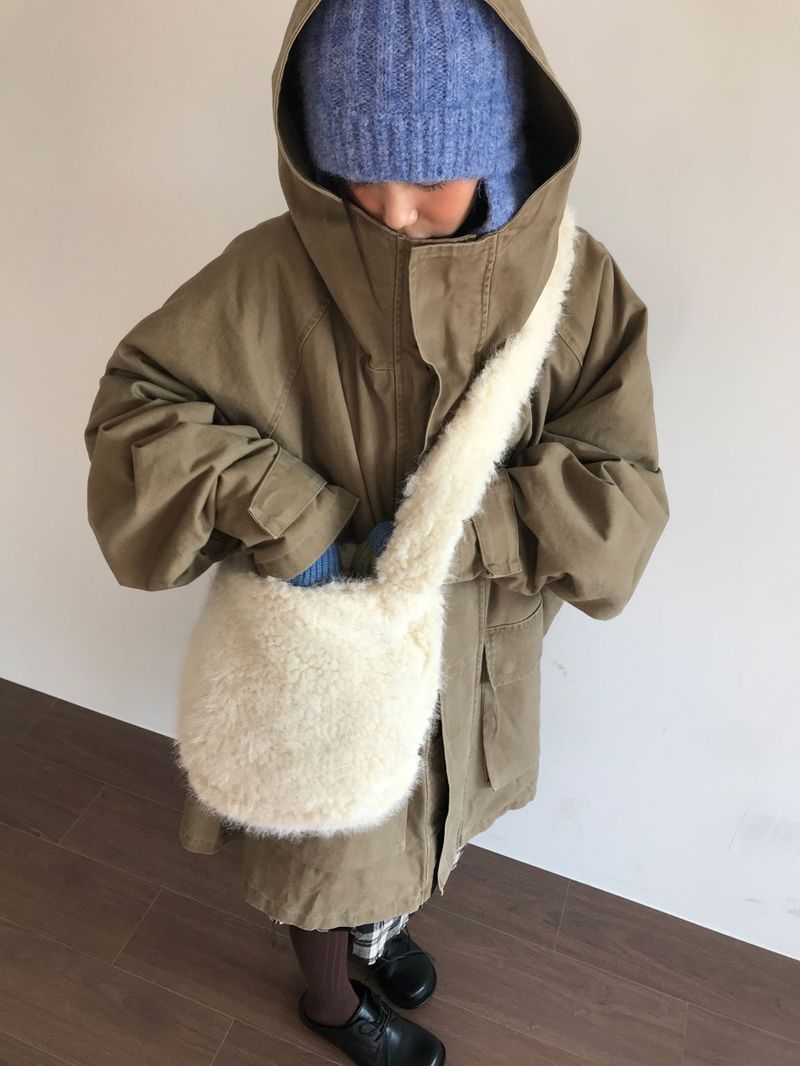 DUGGY(ダギー)の「Netty Poodle Crossbody Bag (2 Colors)(Bags)」