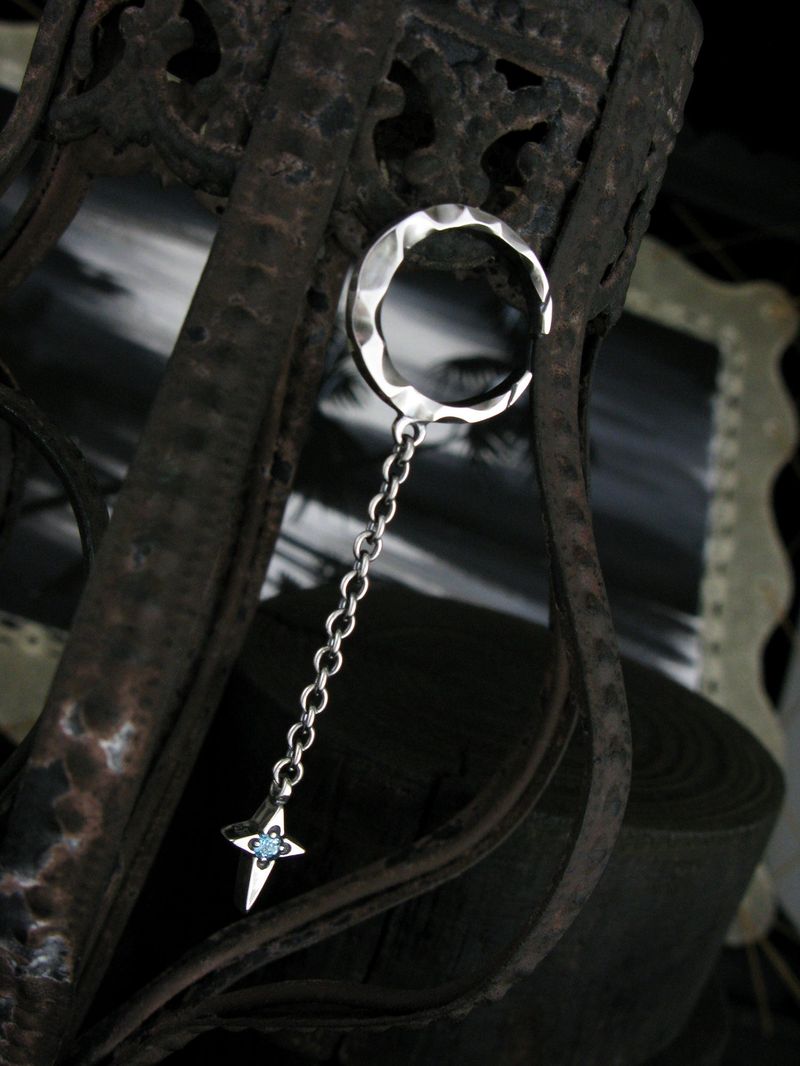 Crescent light-D201 Blue Topaz silver earring