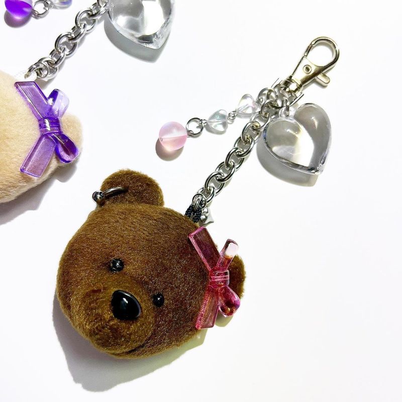 [Seventeen Jeonghan&Seungkwan] Picky bear keychain (2color)