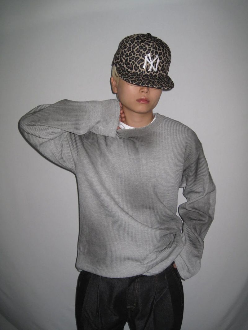 Dirty Damaged Wash Waffle Knit (2 Colors)