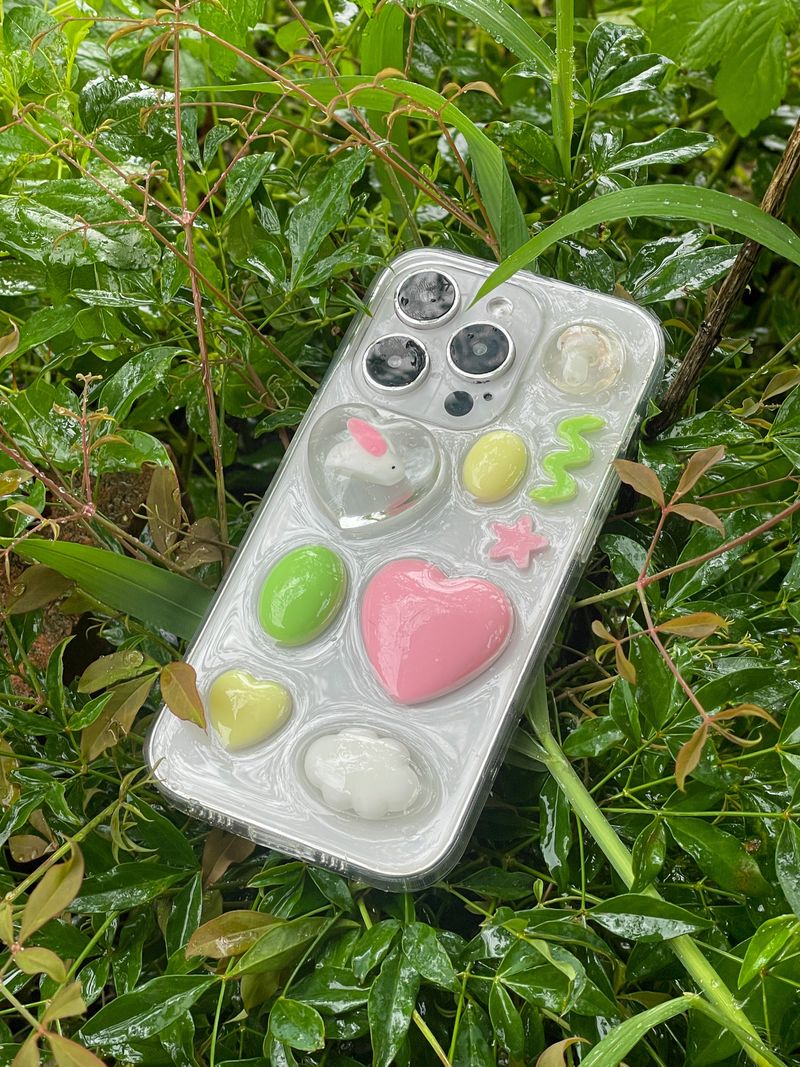 [made] Rabbit Village Phone Case