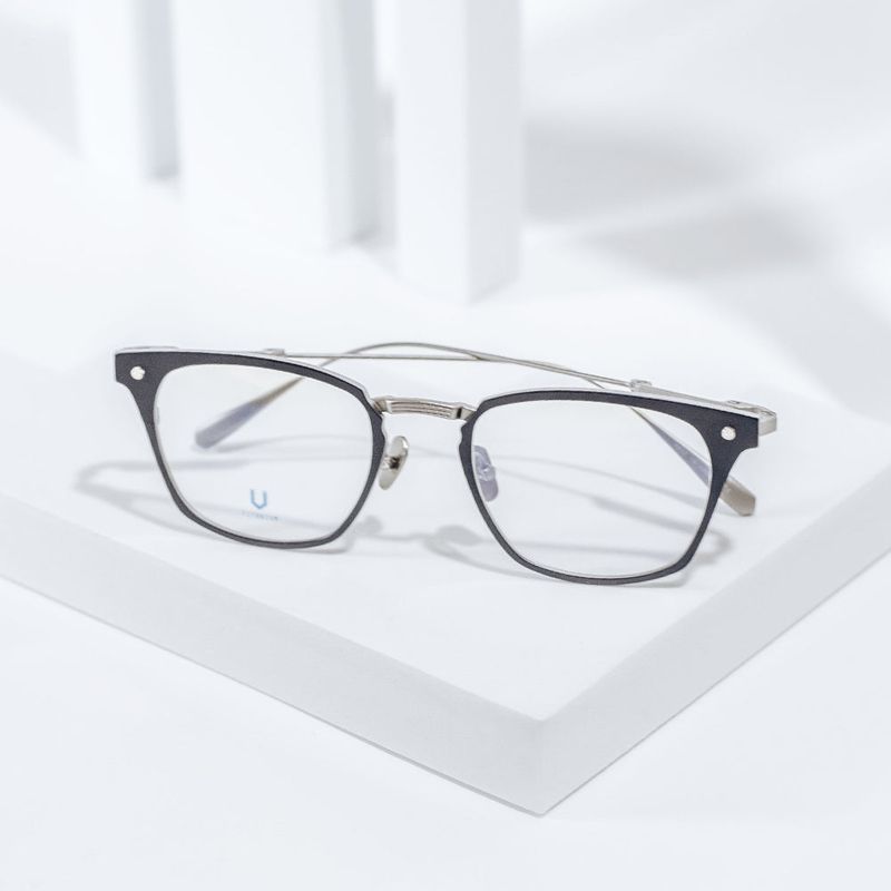 Knouun Square titanium glasses CODE. 104. A Navy N Silver