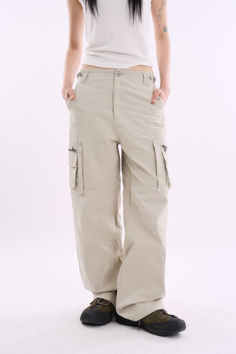 Raucohouse（ラウコハウス）の「Structured utility cargo cotton pants（Pants）」