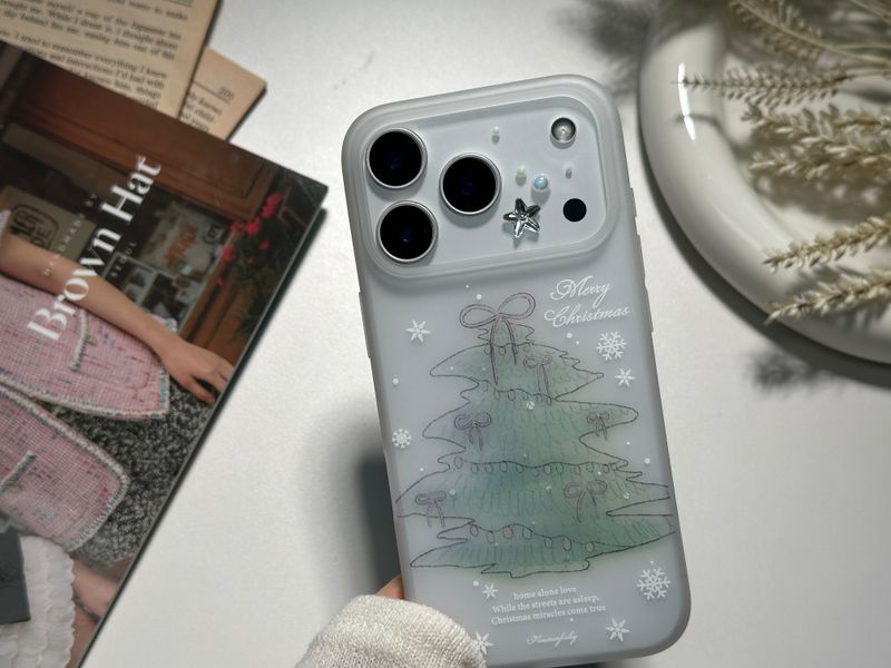 Teru-Teru Charm SET) Winter Christmas Tree Matte iPhone Case