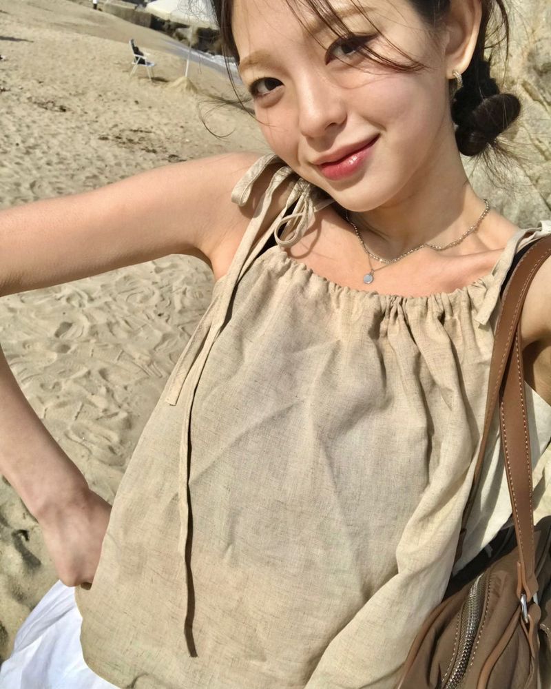 Cynthia sleeveless