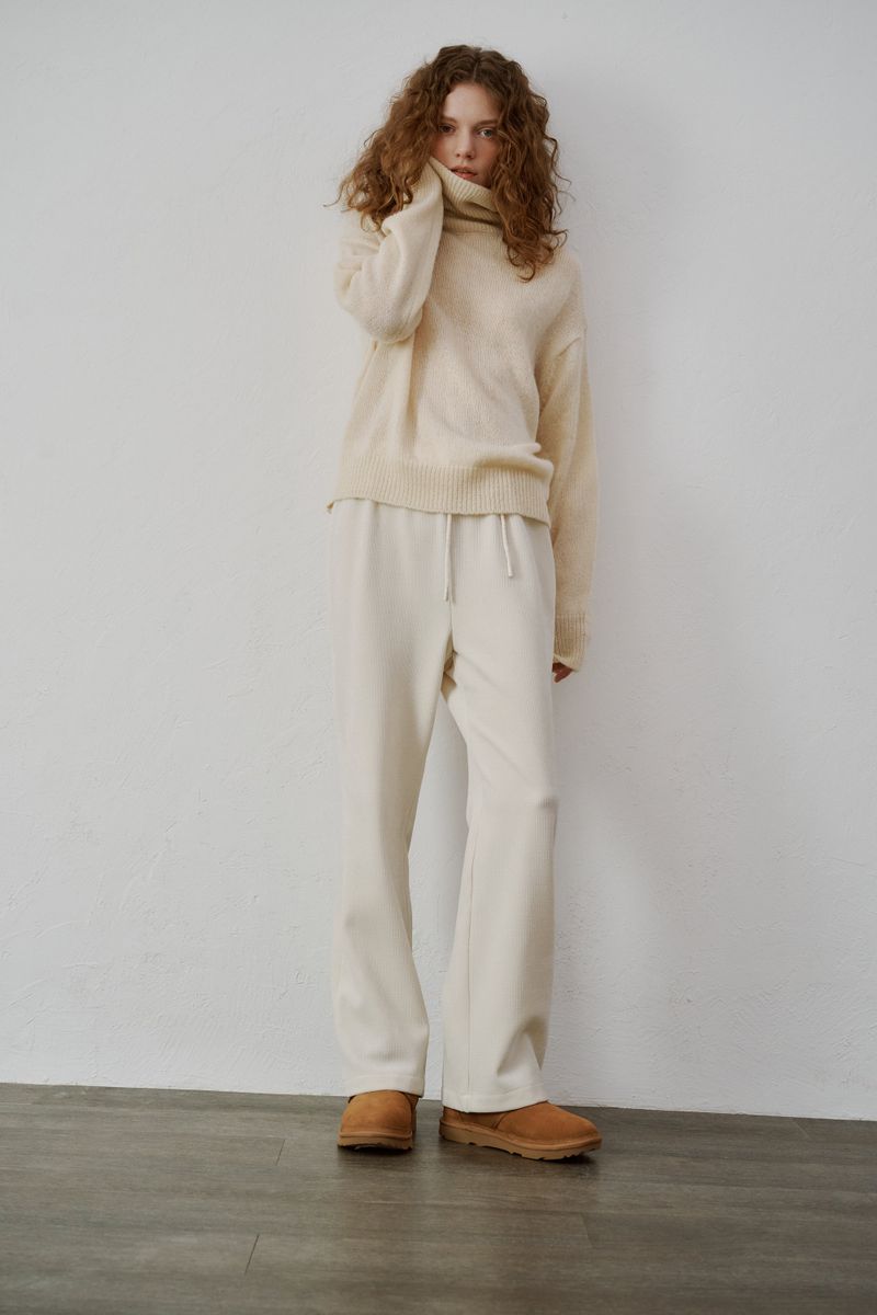 Kid mohair turtle neck knit (Camel)