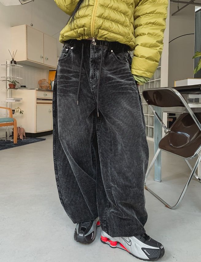 Dusty Corduroy Washed Balloon Pants