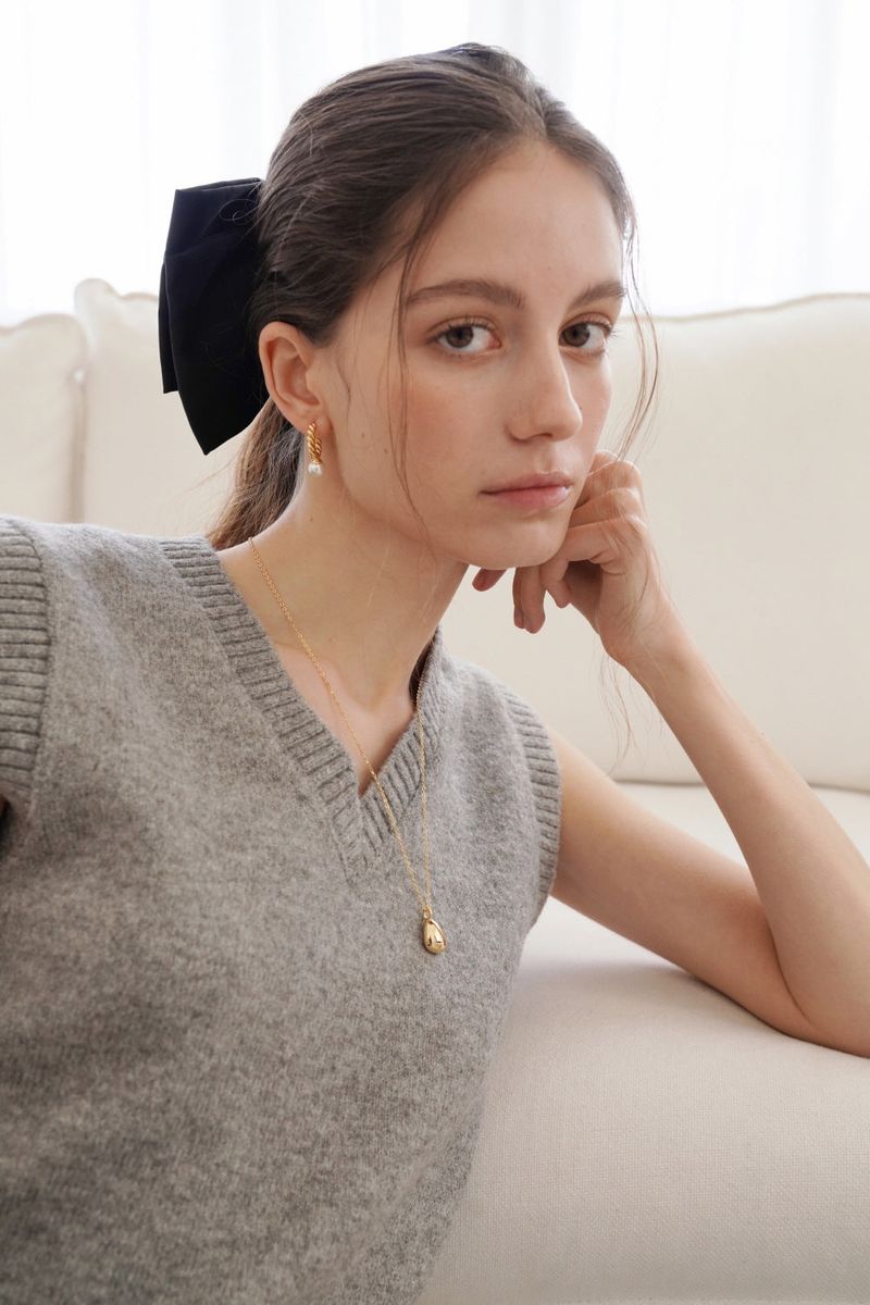 Classic Pebble Necklace