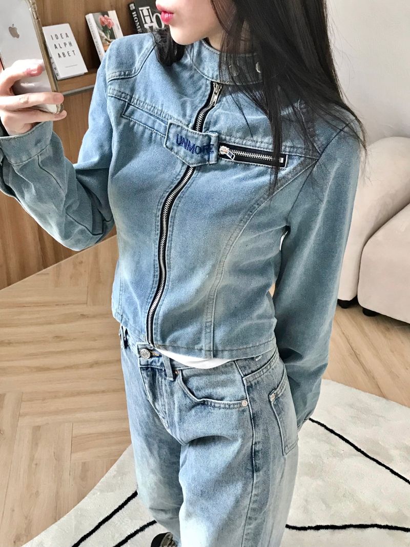 Unmore jacket