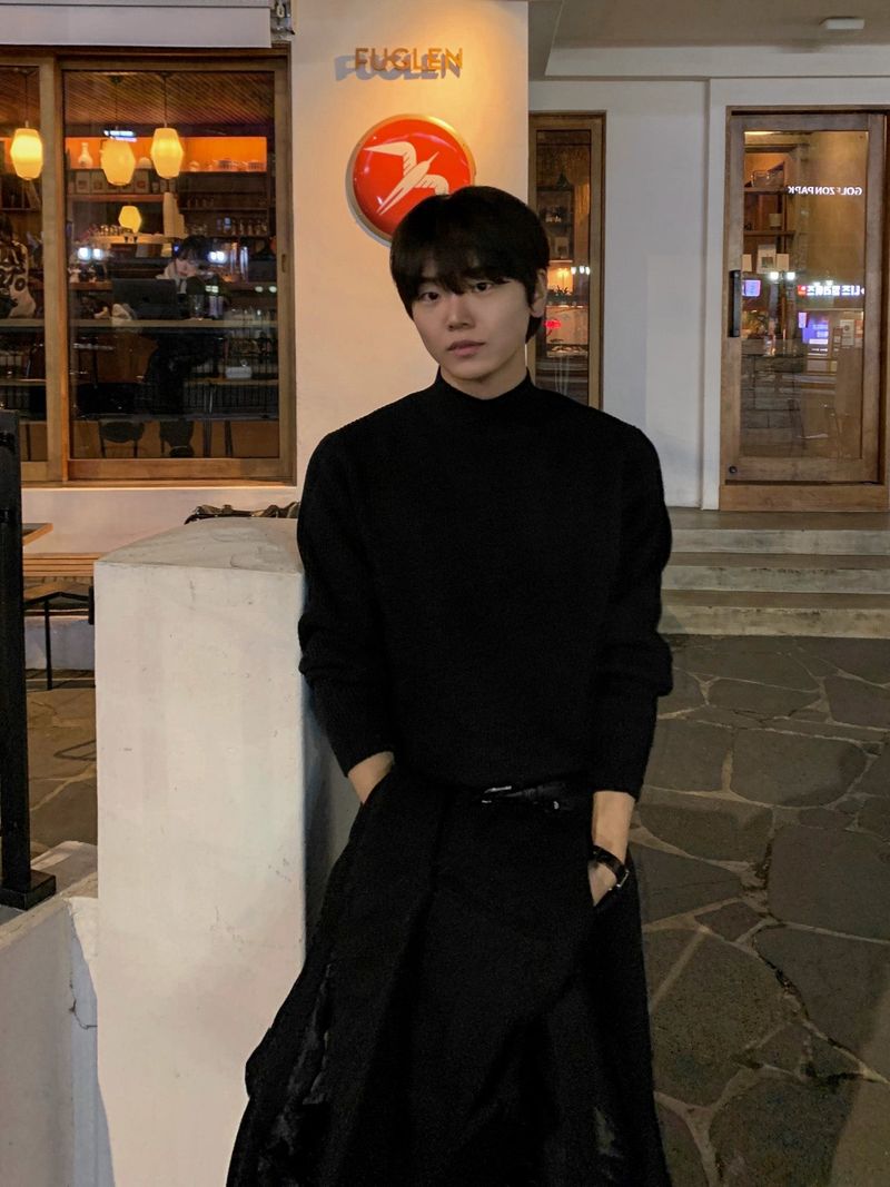 Ford Elite Hacci Half-Turtleneck Knit