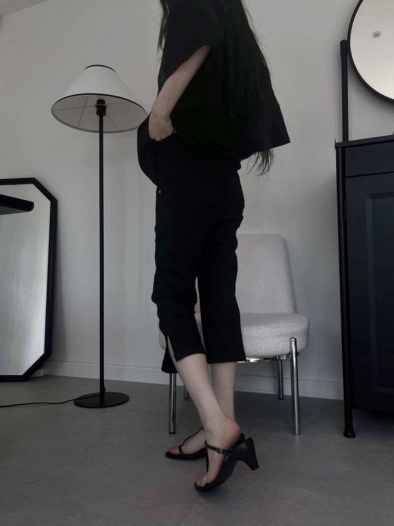 URBAN UNIQUE(アーバンユニーク)の「black slub capri denim(Pants)」