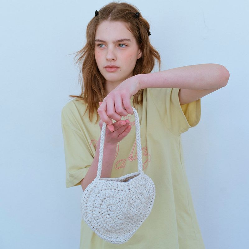 FUN FROM FUN（ファンフロムファン）の「 HANDMADE HEART BAG, CREAM（Bags）」