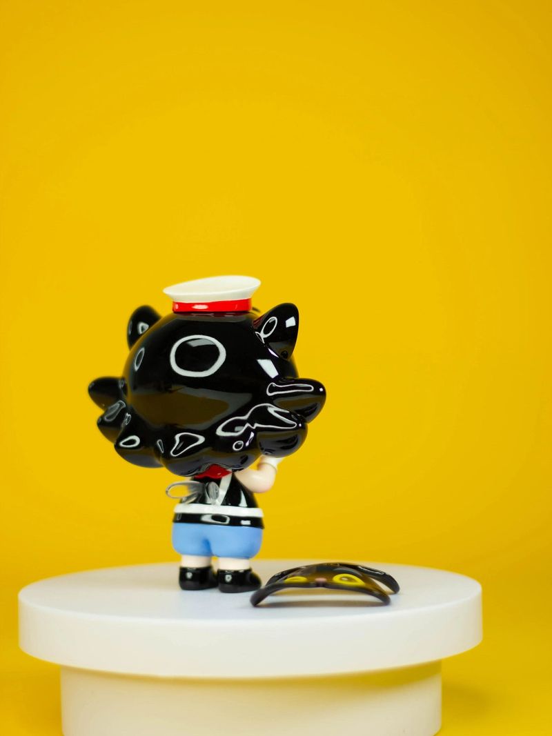 TOTO-Black Cat Detective Collaboration