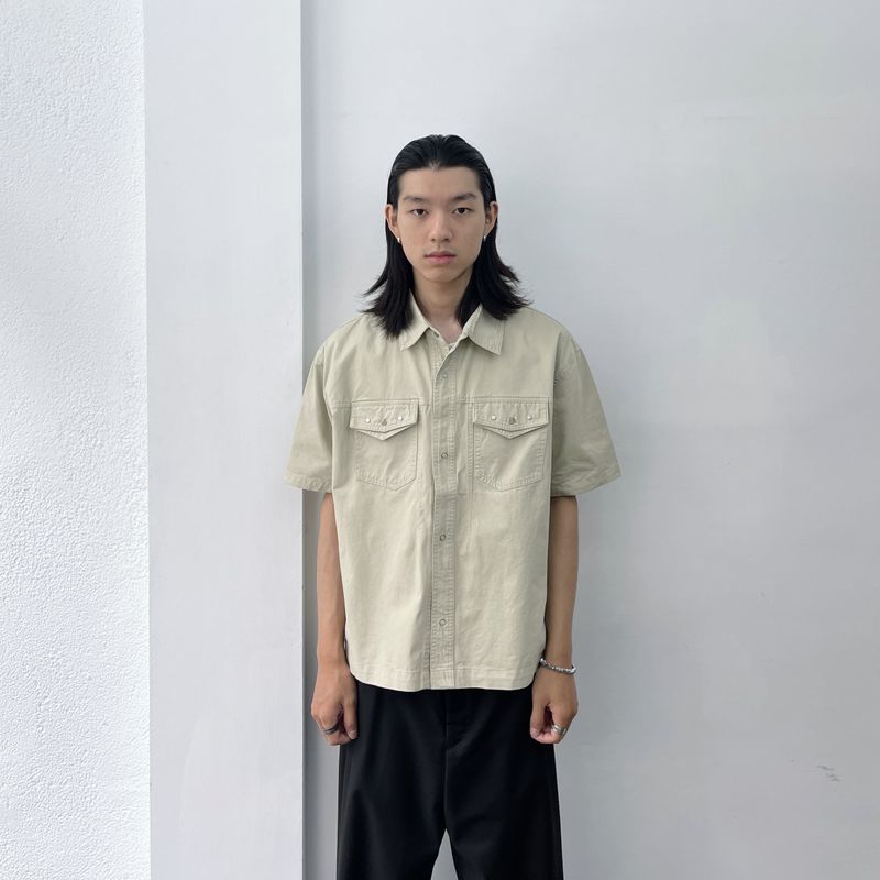FADE MEET（フェードミート）の「Light Sand Double Pocket Shirt（Tops）」