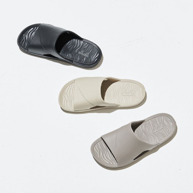 Sunday Afternoon Slippers - Midnight Black