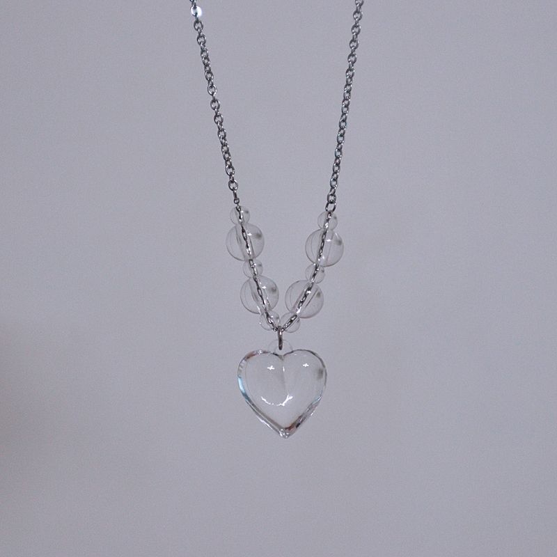 transparent heart bead necklace