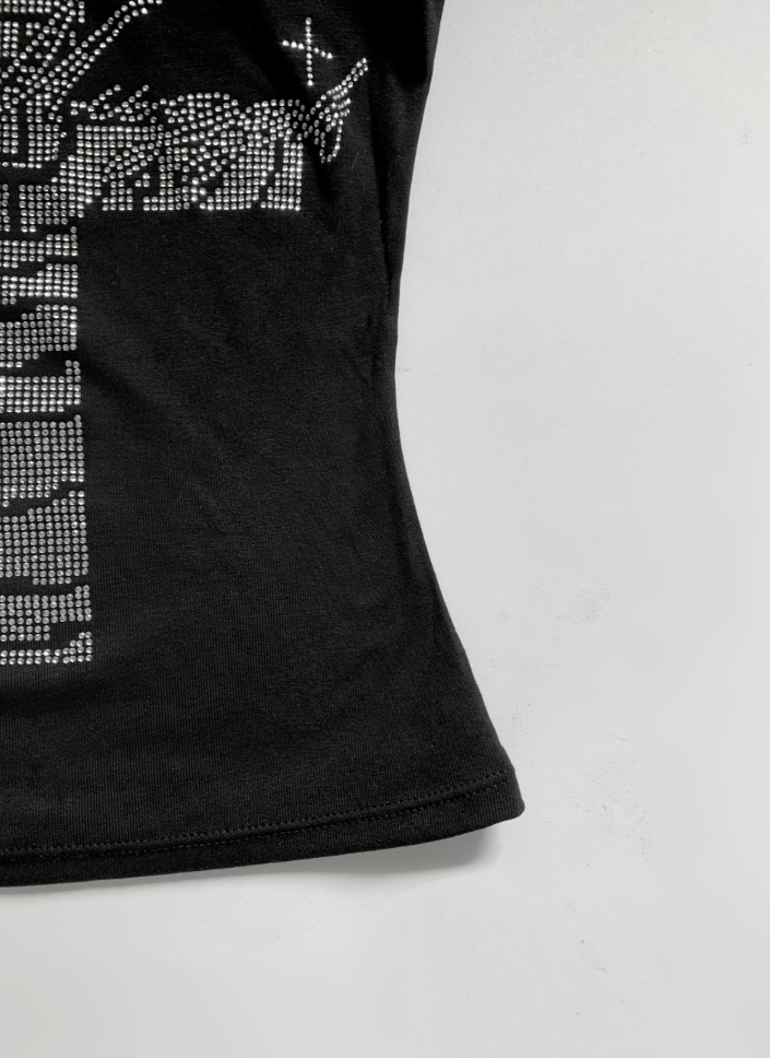 Demona Cubic Cross Top (black)