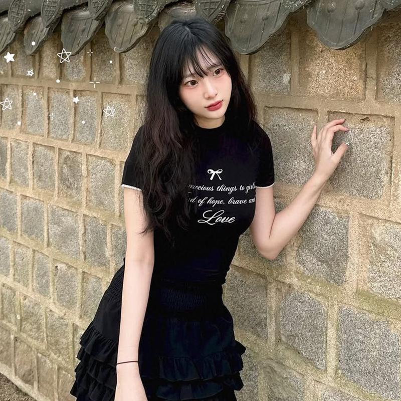 LOVE LACE CROP TSHIRT-BLACK