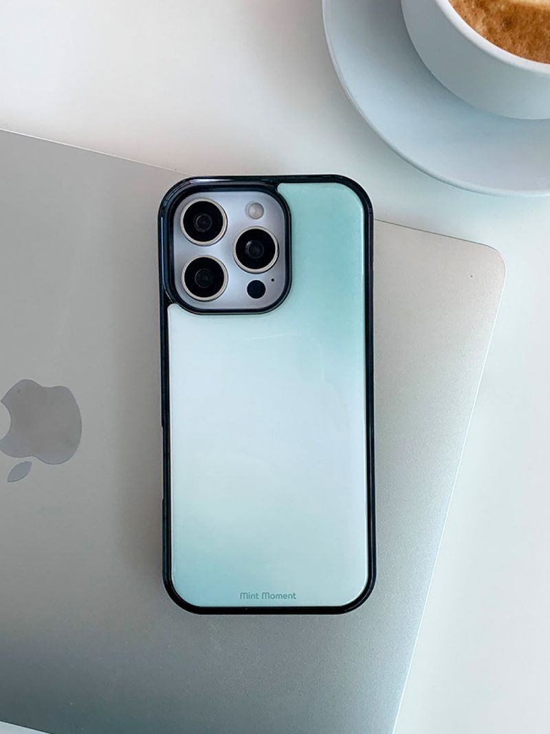 Mint Moment（ミントモーメント）の「[MADE]ミントブリーズ ブラックエポキシバンパー iPhoneケース（Smartphone Accessories）」