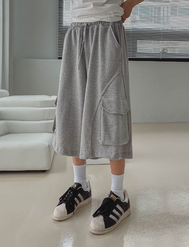 Side Round Pile Bermuda Pants