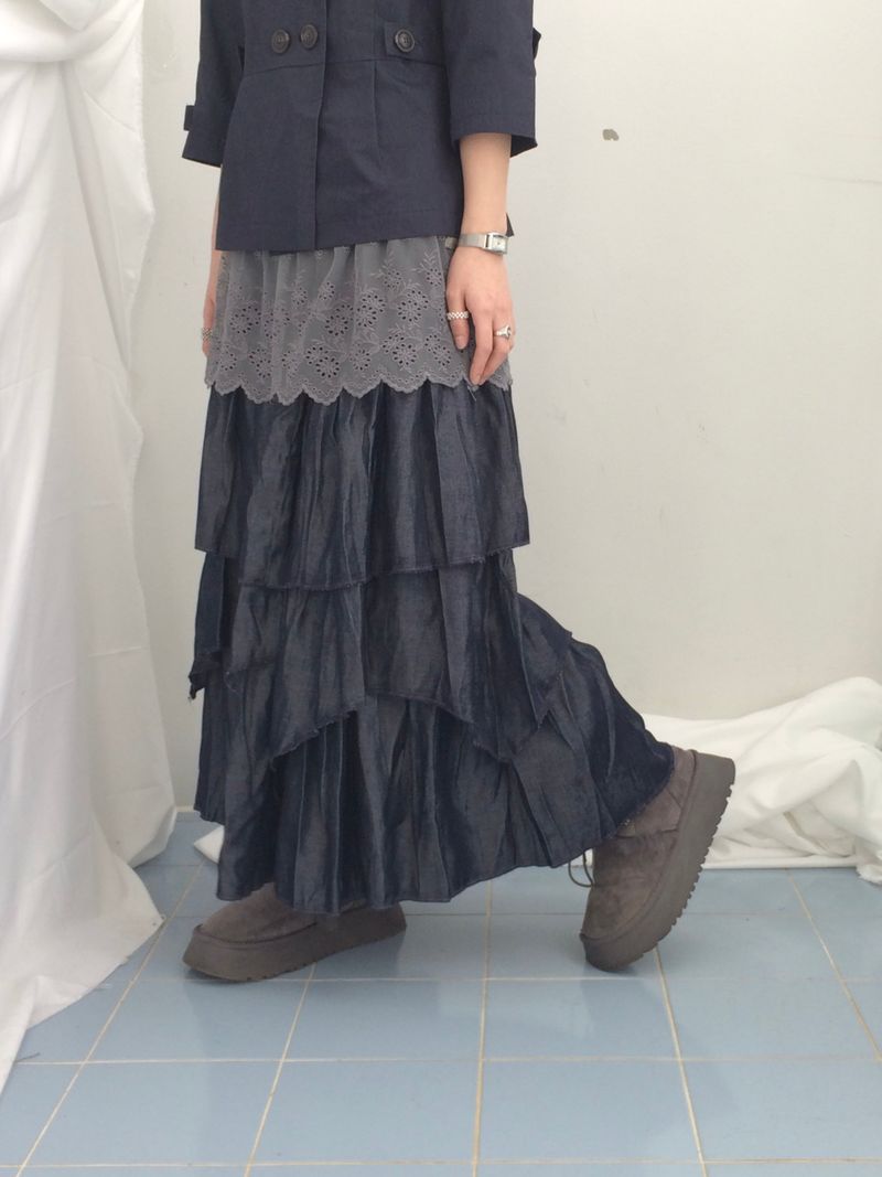 Diagonal Layer Shirring Long Skirt