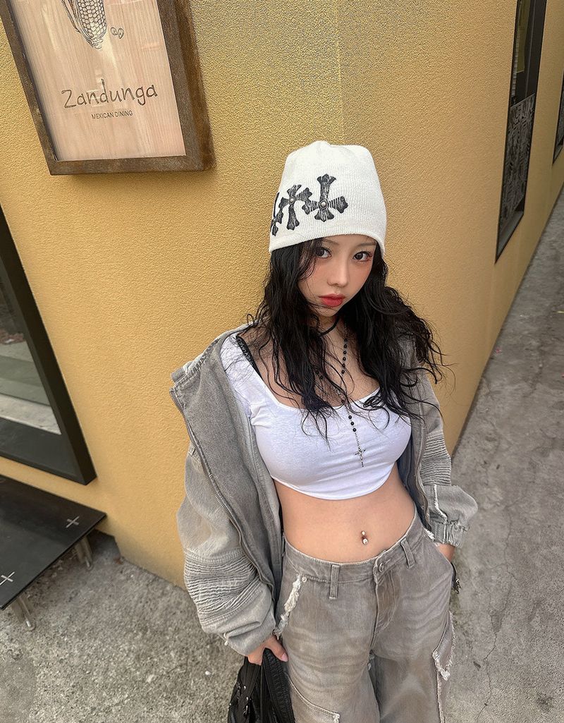 Delight-J（ディライトジェイ）の「[UNISEX] クロームクロススタッドビーニー（帽子）」