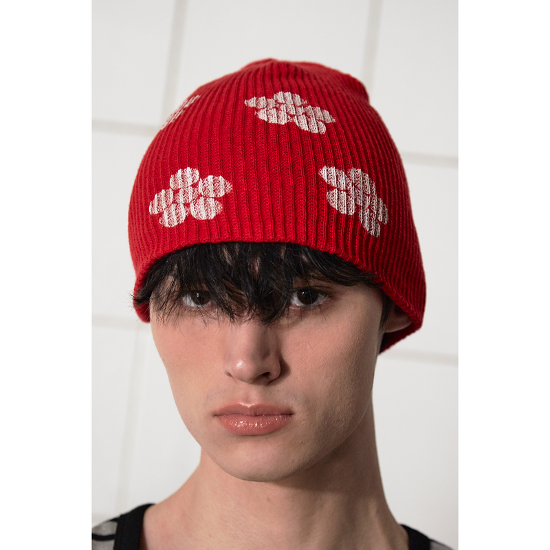 BUTTON FLOWER BEANIE / RED