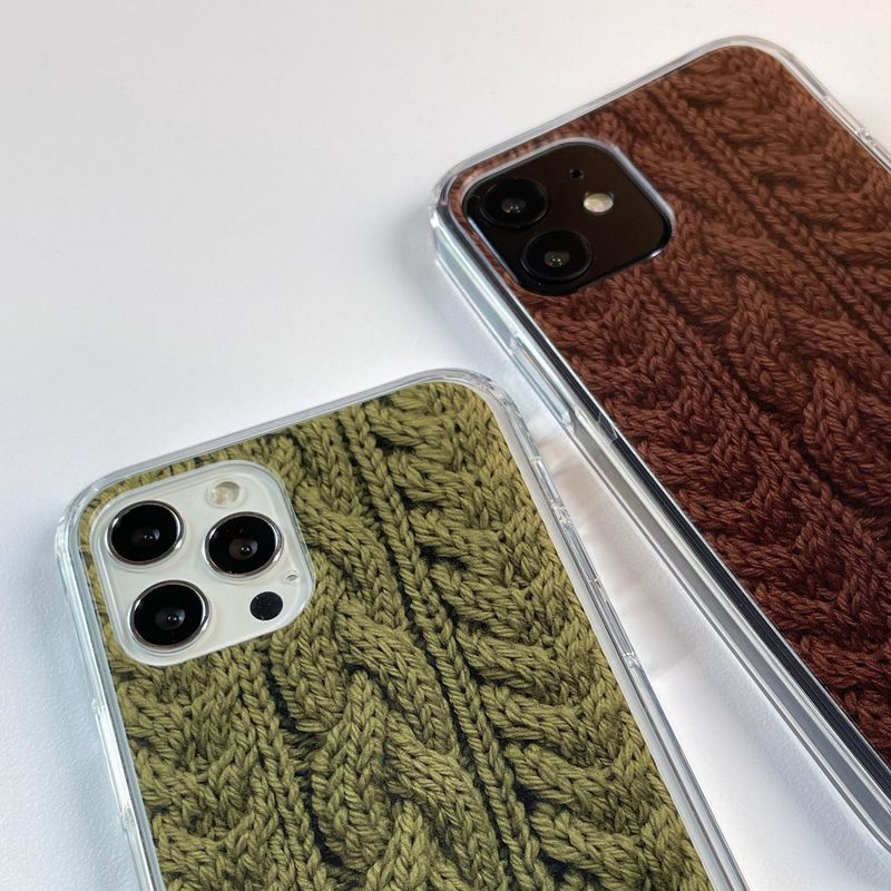 CABLE KNIT HARD JELL CASE_BROWN